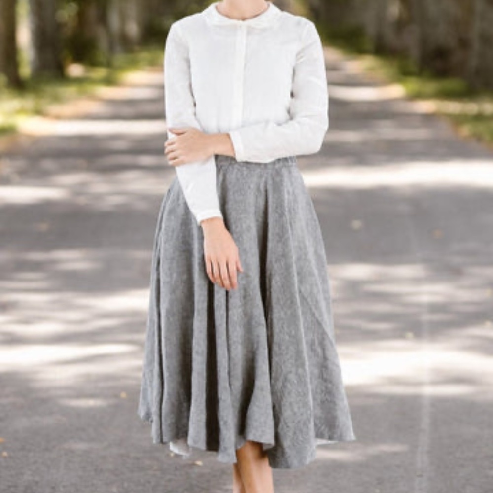 NWOT Son De Flor Classic Skirt Grey Moon